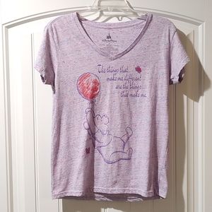 DISNEY PARKS *Winnie the Pooh* Tee (Size Small)